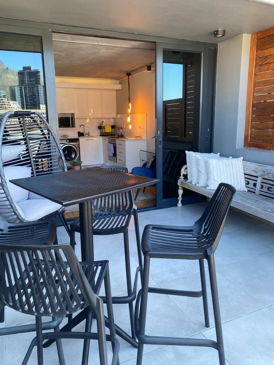 Modern Apartment In The Docklands, De Waterkant, Cape Town Stunning Views, Gorgeous Pool Deck Cidade Do Cabo Exterior foto